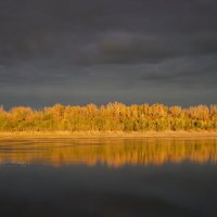 В сентябре на Волге :: Сергей Беляев В сентябре на Волге :: Сергей Беляев