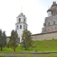 ПСКОВ, кремль. :: Виктор Осипчук
