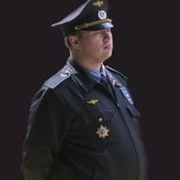 Эх, рано встает охрана. :: Александр 