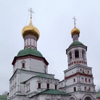 колокольня и храмы :: Галина R...