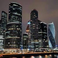 Москва - Сити :: Валерий Судачок