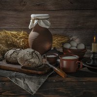 Натюрморт с хлебом :: Алексей Кошелев