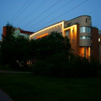 Современный Питер... Однажды майским вечером... 2 :: Игорь Тельцов