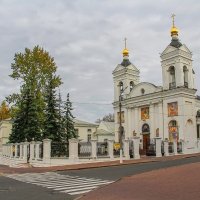 *** :: Роланд Дубровский