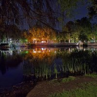 Среднее озеро в Долине Роз. Кишинёв. :: Леонид Школьный