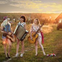 Выйду на улицу, солнца нема, Красные девки свели меня с ума. Выйду на улицу, гляну на село, Девчата :: Сергей Винтовкин Выйду на улицу, солнца нема, Красные девки свели меня с ума. Выйду на улицу, гляну на село, Девчата :: Сергей Винтовкин