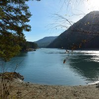 Осенняя Катунь :: Валерий Медведев