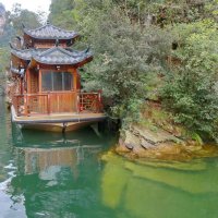 дом на  озере :: Andrey Bragin 