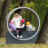 В кругу семьи. :: Егор Бабанов