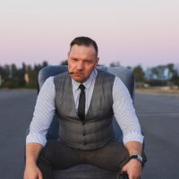 *** :: Игорь Чичиль