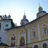 Свято-Успенский Псково-Печерский монастырь :: Виктор Осипчук