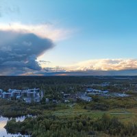 Вечерело. Облака, как горы! СПб. Парнас. :: Лилия *