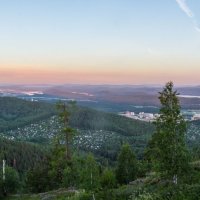 Рассвет на Миассом (04:49). Ильменский хребет, г. Миасс, Машгородок (панорама). :: Алексей Трухин Рассвет на Миассом (04:49). Ильменский хребет, г. Миасс, Машгородок (панорама). :: Алексей Трухин