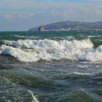 Ноябрь в Крыму :: Татьяна Лютаева