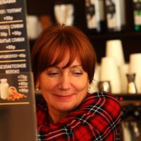 Продавец мороженого :: Юрий Гайворонскiий Продавец мороженого :: Юрий Гайворонскiий