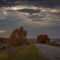 "Осень в посёлке"© :: Владимир Макаров