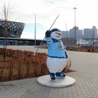 Главный снеговик Новосибирска (злой снаружи, добрый внутри) :: Татьяна Лютаева Главный снеговик Новосибирска (злой снаружи, добрый внутри) :: Татьяна Лютаева