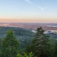 Рассвет на Миассом (05:00). Ильменский хребет, г. Миасс, Машгородок, озеро Тургояк (панорама) :: Алексей Трухин Рассвет на Миассом (05:00). Ильменский хребет, г. Миасс, Машгородок, озеро Тургояк (панорама) :: Алексей Трухин