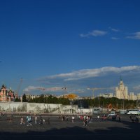 2017.....строительство парка Зарядье :: Галина R...