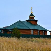 Новочебоксарск. Церковь святых Петра и Павла в Павловской Слободе. :: Пётр Чернега Новочебоксарск. Церковь святых Петра и Павла в Павловской Слободе. :: Пётр Чернега