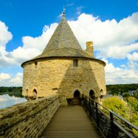 Замок Сюсиньо 14-ый век (4) :: Георгий А