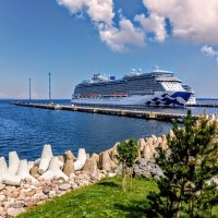 Прогулка по променаду Круизного терминала :: Veera V