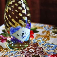 Выпьем, бедная старушка! :: Юрий Гайворонскiий Выпьем, бедная старушка! :: Юрий Гайворонскiий