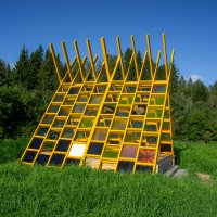 Шалаш от Яндекс Go на фестивале Outline :: fogmeadowww m