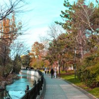 Набережная Салгира :: Валентин Семчишин Набережная Салгира :: Валентин Семчишин