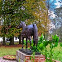 Памятник жеребцу Темпельхютеру :: Сергей Карачин Памятник жеребцу Темпельхютеру :: Сергей Карачин