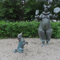 «Каштанка и клоун» Южно-Сахалинск :: ИРЭН@ .