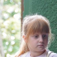 Девочка в музее :: Наталия Григорьева Девочка в музее :: Наталия Григорьева