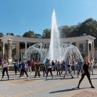 Музыкальный фонтан днём :: Galina Solovova