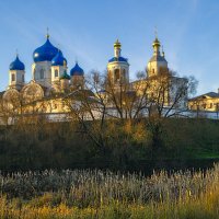 Монастырь. Боголюбово. :: Сергей Цветков Монастырь. Боголюбово. :: Сергей Цветков