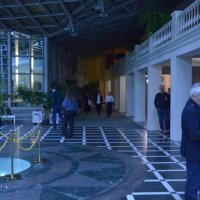 Люди в музее А.С.Пушкина :: Наталья Вязигина