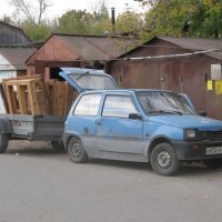 "Ока" голубая с прицепом :: Дмитрий Никитин