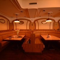 уютный уголок ресторана :: Галина R...