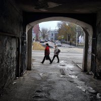 Спешат... :: Юрий Гайворонскiий Спешат... :: Юрий Гайворонскiий