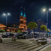 "Вечерний город манит красотой..." :: Сергей Шатохин 