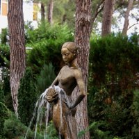 Женственность в бронзе :: Любовь 