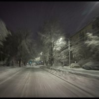 Ночная зимняя дорога. :: Борис Яковлев