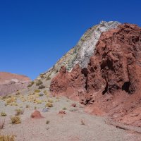 В горах Радужной долины... :: Владимир Жданов