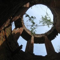 В усадьбе купцов Ванюковых. :: unix (Илья Утропов)