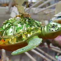 Новогодняя ярмарка . Черепаха :: Татьяна Лютаева Новогодняя ярмарка . Черепаха :: Татьяна Лютаева