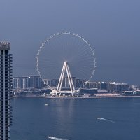 Архитектурный этюд с колесом. :: Андрей Город