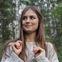 Юля в лесу :: СЮ 