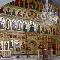 В храме Всех Святых :: Сергей Карачин