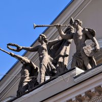 Богиня Ника с венком славы :: Анатолий Колосов