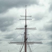 Плавучий ресторан :: Константин Бобинский