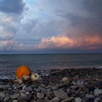 Небо, море, пляж. :: Любовь Овсянкина Небо, море, пляж. :: Любовь Овсянкина